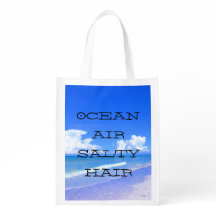 Cabelo salgado do ar do oceano