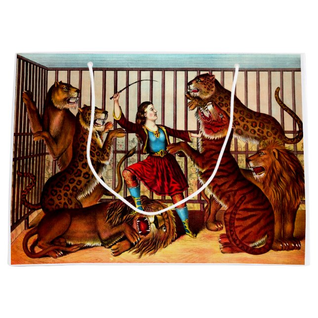 Sacola Para Presentes Grande 1874 A Rainha Leão (Frente)