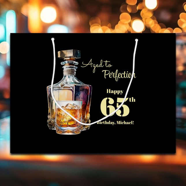 Sacola Para Presentes Grande Aged to Perfection Men's 65th Whiskey Birthday  (Criador carregado)