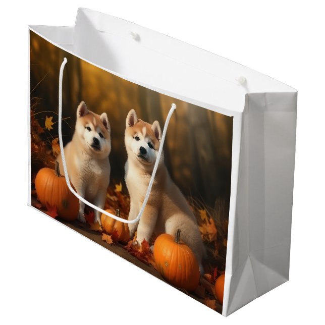 Sacola Para Presentes Grande Akita Puppy Autumn Delight Pumpkin (Frente inclinada)