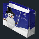 Sacola Para Presentes Grande Blue Snowman Winter Scenery Christmas Gift Bag<br><div class="desc">Saqueie seus presentes de Natal com este Snowman Blue Snowman, Espantoso e caprichoso, Snowman, Snowman Winter Scenery Bag. Design de presente apresenta um boneco de neve feliz em uma cena de neve contra um fundo azul real adornado com flocos de neve de cor correspondente. Itens adicionais de presentes e feriados...</div>