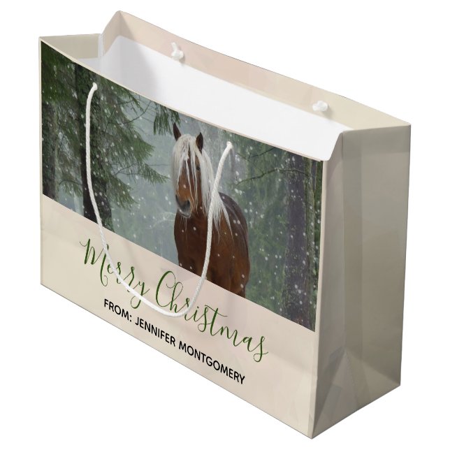 Sacola Para Presentes Grande Cavalo Castanho Cênico no Natal da Floresta de inv (Frente inclinada)