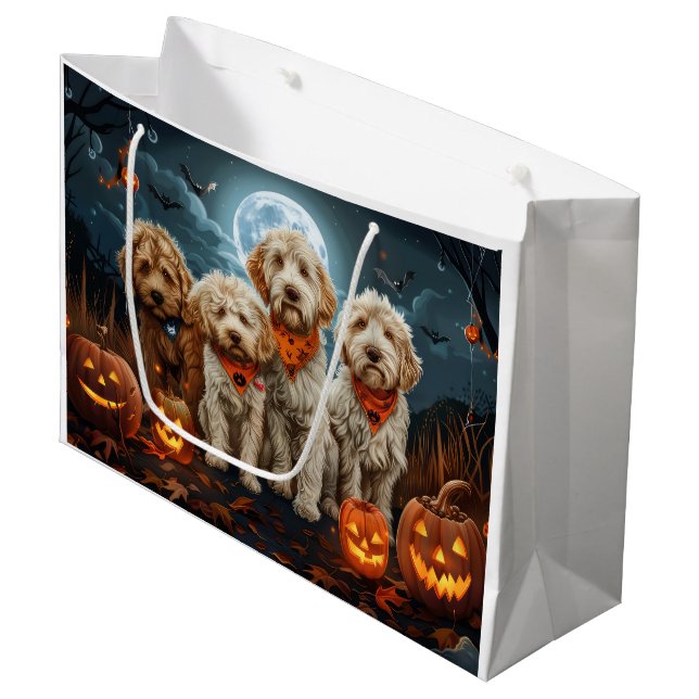 Sacola Para Presentes Grande Goldendoodle Halloween Spooky (Frente inclinada)