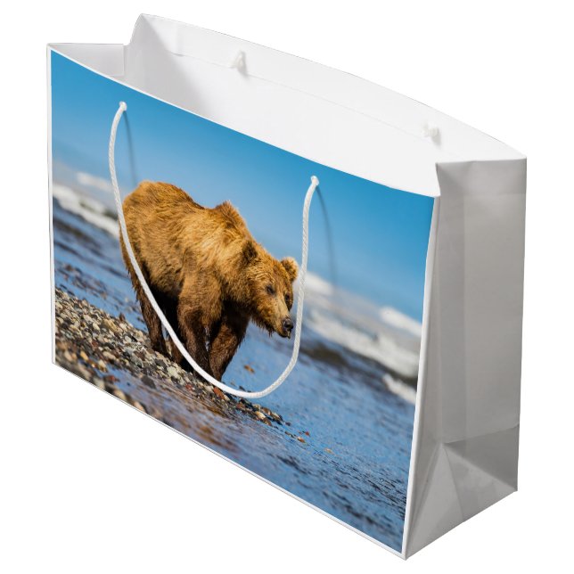 Sacola Para Presentes Grande Mamãe urso observando seus dois filhos (Verso inclinado)