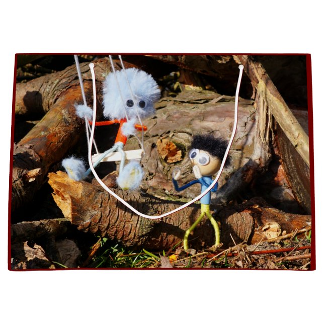 Sacola Para Presentes Grande Monster Fubby op schommel. (Frente)