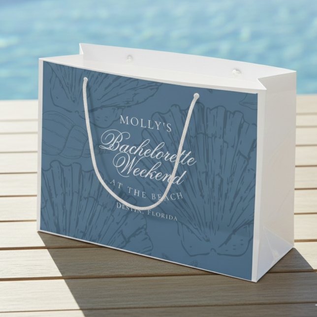 Sacola Para Presentes Grande Noiva do Mar Azul Costeiro (Coastal Blue Seashell Bachelorette Large Gift Bag)