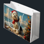 Sacola Para Presentes Grande Old English Sheepdog Christmas Vintage Beach<br><div class="desc">Traga o calor dos feriados para a costa com esta charmosa design inspirada na vintagem, que apresenta um cão festivo sentado numa praia serena. Com um clássico toque de feriado de tons nostálgicos e vibrações costeiras, esta trabalho de arte captura a magia do Natal pelo mar. Perfeito para espalhar alegria...</div>