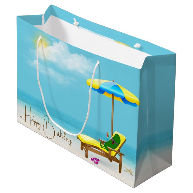 Sacola Para Presentes Grande Picles De Aniversário Numa Cadeira Com Cocktail (Frente inclinada)