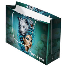 Uma mulher cativante com uma cabeça majestosa de l