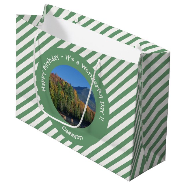 Sacola Para Presentes Grande Whiteface Mountain, Adirondack Autumn Party Items (Frente inclinada)