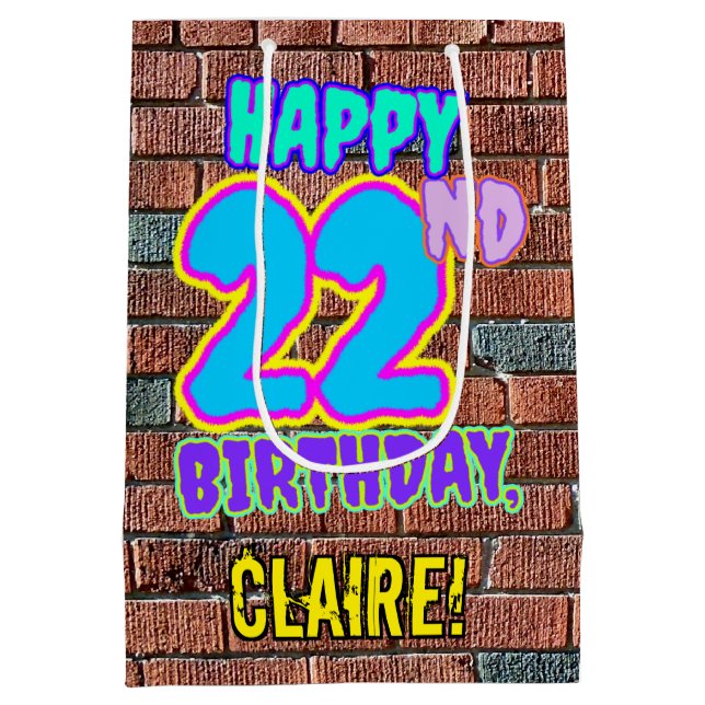 Sacola Para Presentes Média 22º aniversário: Diversão, Grafite Urbano Inspirad (Verso)