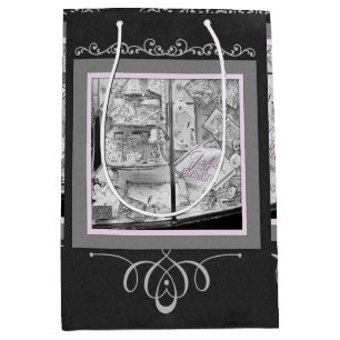 Sacola Para Presentes Média A janela da loja de bebês da Vintage de 1930 fech