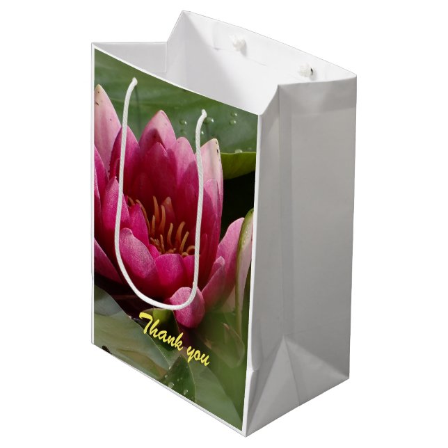 Sacola Para Presentes Média Água rosa (Frente inclinada)