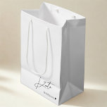 Sacola Para Presentes Média Bag de presentes de proposta simples moderna de Br<br><div class="desc">Saco de presente de damas de honra personalizado com design branco e preto moderno.</div>