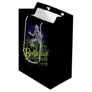 Sacola Para Presentes Média Beetlejuice Sitting on a Tombstone