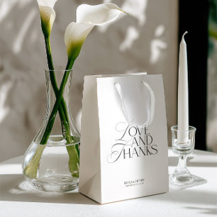 Sacola Para Presentes Média Boas-vindas de casamento preto e branco moderno e