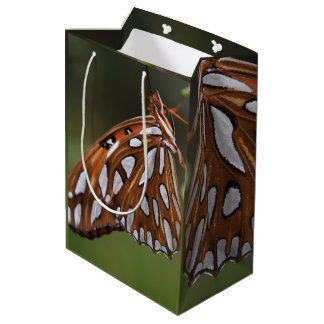 Sacola Para Presentes Média Borboleta Laranja e Branco Foto Verde Visível