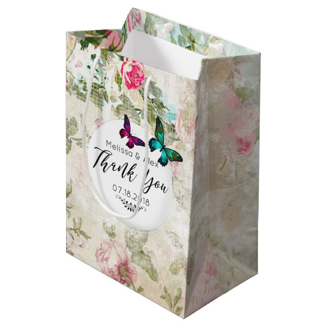 Sacola Para Presentes Média Borboletas num Casamento de Colagem de Shabby Vint (Frente inclinada)