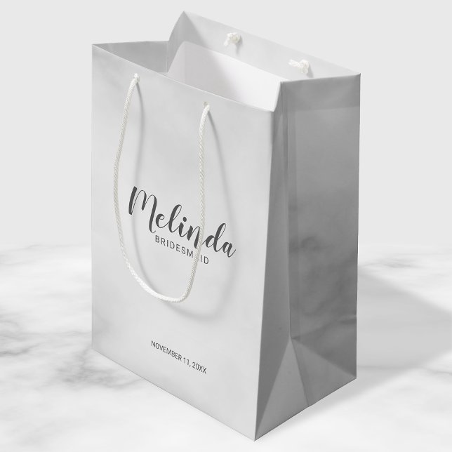 Sacola Para Presentes Média Bridesmaids Personalizados de Script Moderno (Criador carregado)