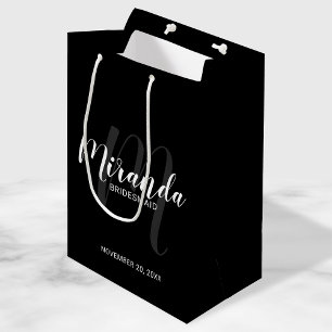 Sacola Para Presentes Média Bridesmaids Personalizados de Script Moderno Preto