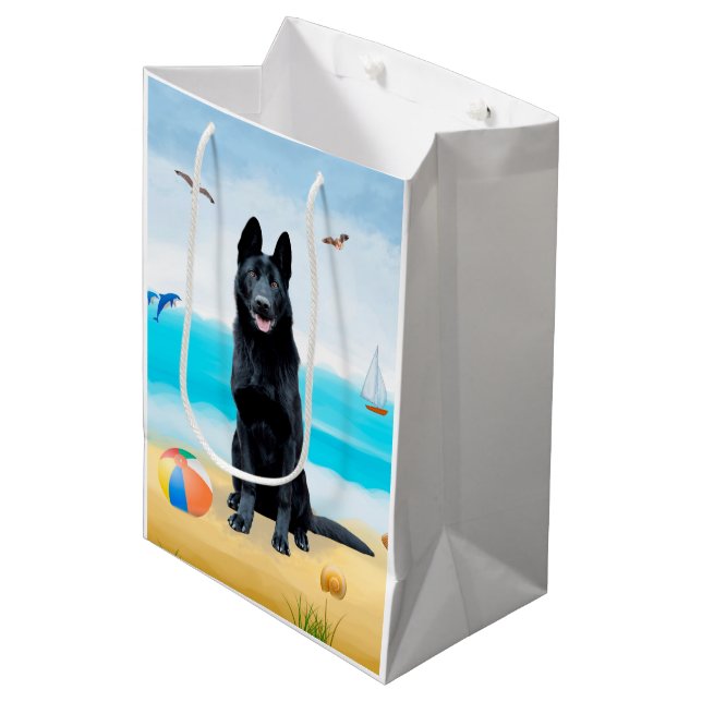 Sacola Para Presentes Média Cachorro German shepherd Negro na praia (Frente inclinada)
