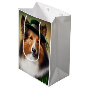 Sacola Para Presentes Média Cão Rough Collie vestido para o Dia de São Patríci