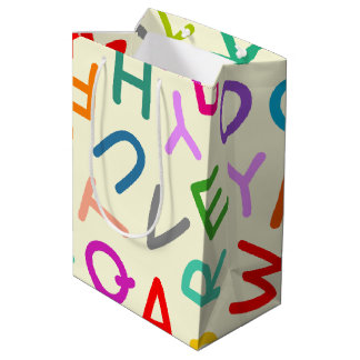 Sacola Para Presentes Média Cartas de volta às aulas em um fundo amarelo