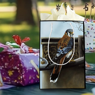 Sacola Para Presentes Média Castle Celtic Kestrel Bird