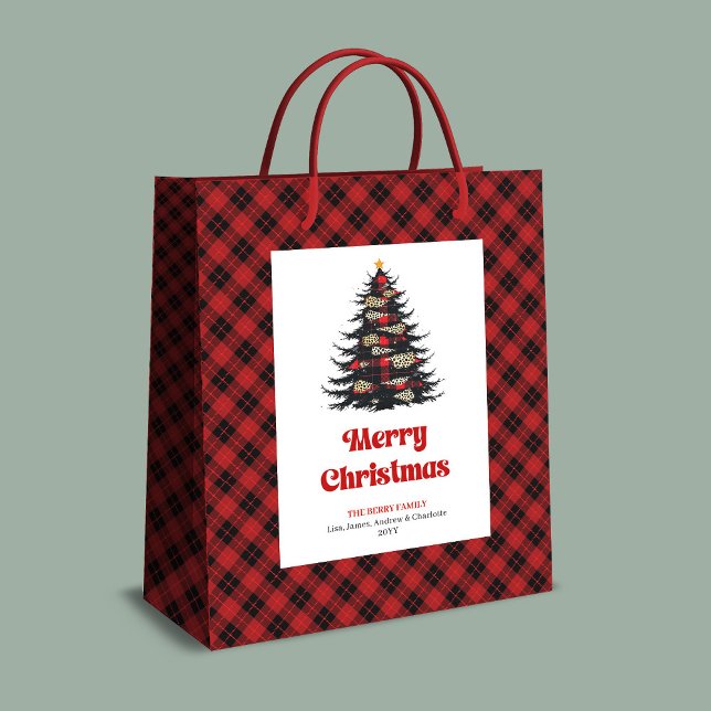 Sacola Para Presentes Média Chic red black plaid tree gift bag editable name (Chic red black plaid tree gift bag editable name)