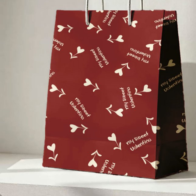 Sacola Para Presentes Média Corações em Script Creme sobre Burgundy– padrão de (Criador carregado)