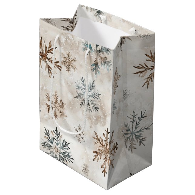 Sacola Para Presentes Média Cream Blue Brown Snowflakes Christmas (Frente inclinada)