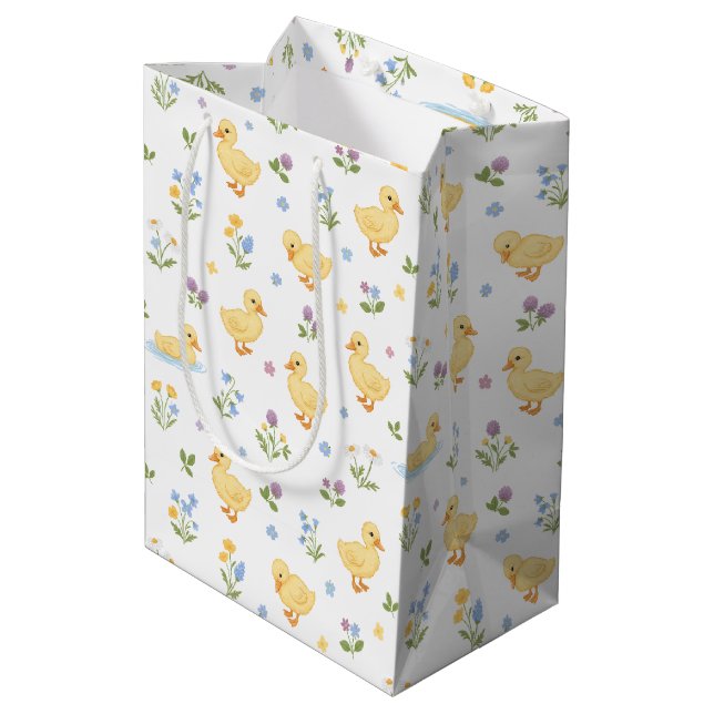 Sacola Para Presentes Média Cute Ducklings and Wildflowers Pattern (Verso inclinado)