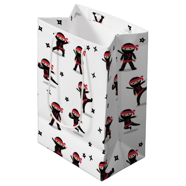 Sacola Para Presentes Média Cute Ninja Warrior Kids Preto e Vermelho (Frente inclinada)