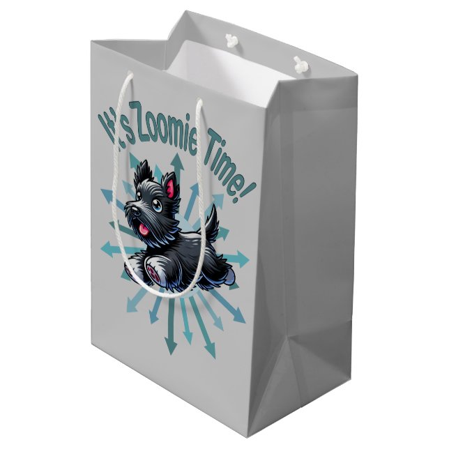 Sacola Para Presentes Média É Zoomie Time Scottish Terrier (Verso inclinado)