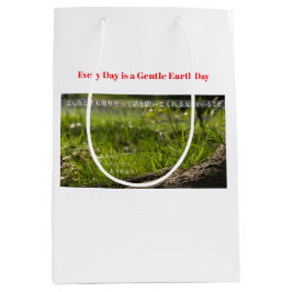 Sacola Para Presentes Média Earth’s Glow and Healing Japanese Flowers/EarthDay