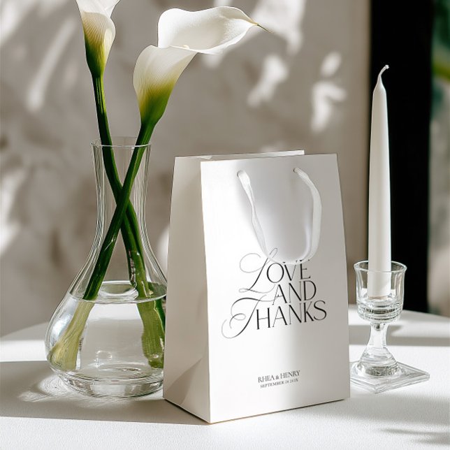 Sacola Para Presentes Média Elegant Modern Black & White Wedding Welcome  (Elegant Modern Black & White Wedding Welcome Medium Gift Bag)