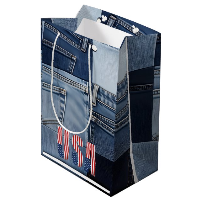 Sacola Para Presentes Média Elegant Simple Custom Packaging for Celebrations  (Verso inclinado)