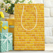 Estrada de tijolo amarela