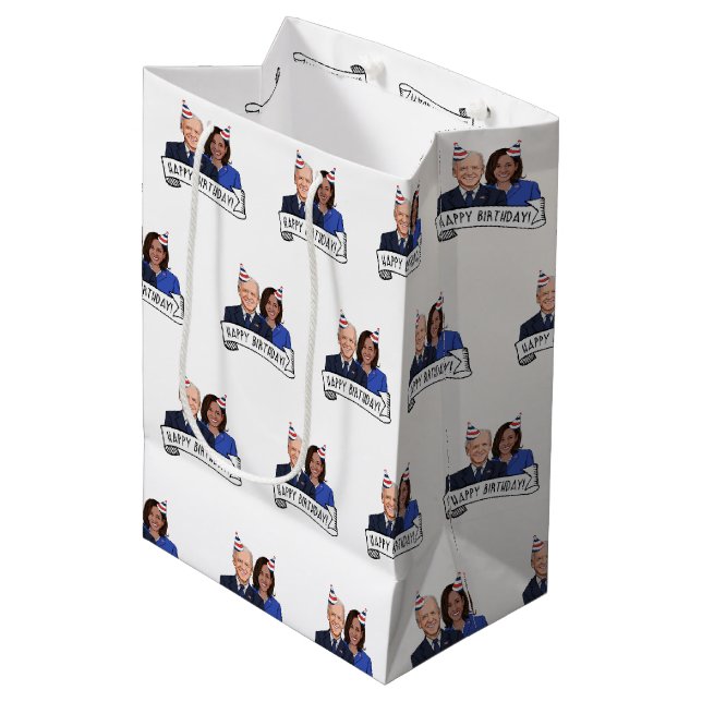 Sacola Para Presentes Média Feliz aniversário de Joe e Kamala (Frente inclinada)