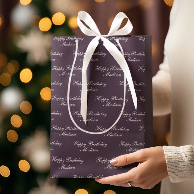 Sacola Para Presentes Média Feliz Aniversário Script Nome Ameixa (Criador carregado)