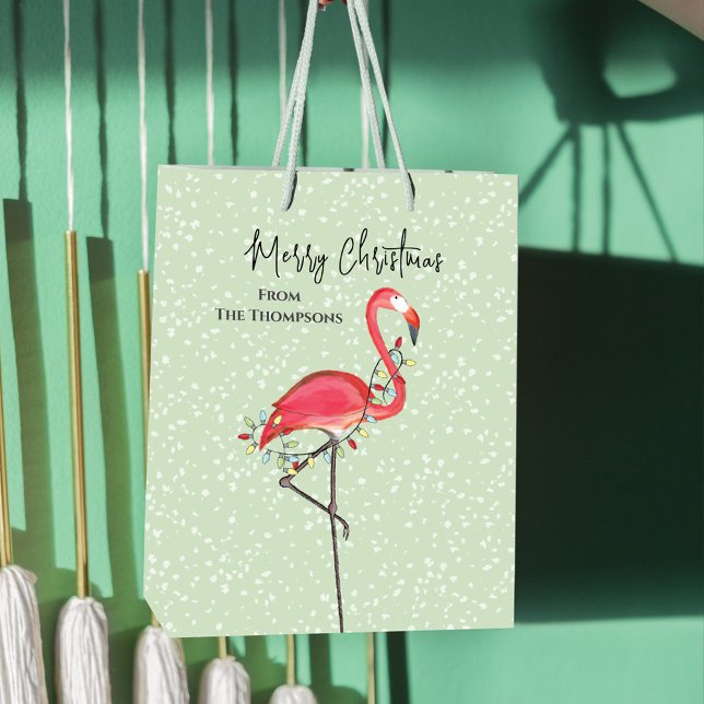 Sacola Para Presentes Média Feriado de Natal - Neve Flamingo Verde Rosa (Merry Christmas holiday gift bag with pink flamingo)