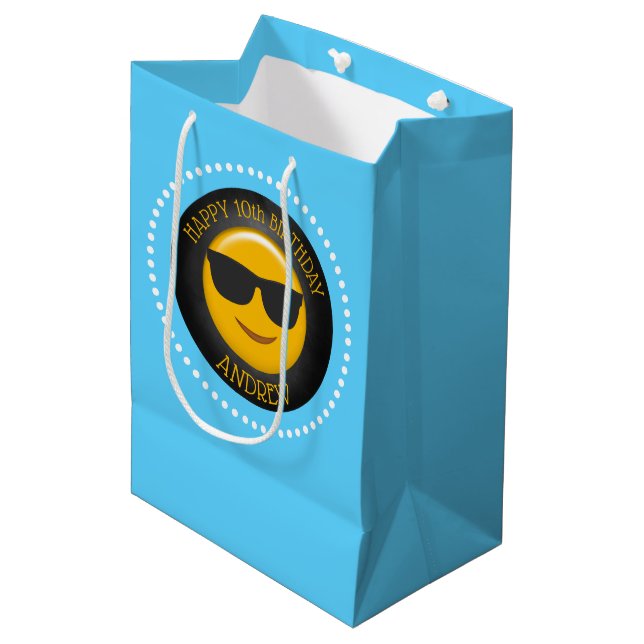 Sacola Para Presentes Média Festa de aniversário Emoji Cute Personalizada (Frente inclinada)