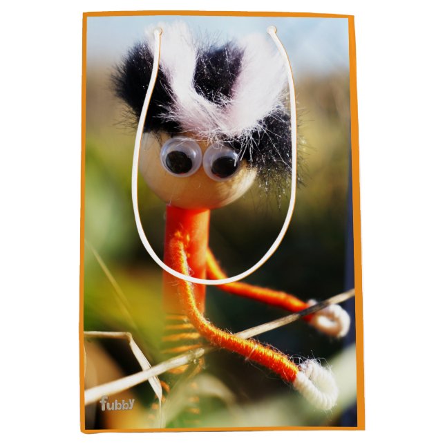 Sacola Para Presentes Média Fubby, een fantasie poppetje. (Frente)