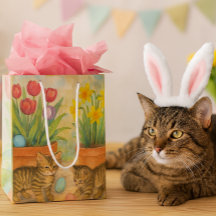 Gatinhos Brincando com Ovos de Páscoa