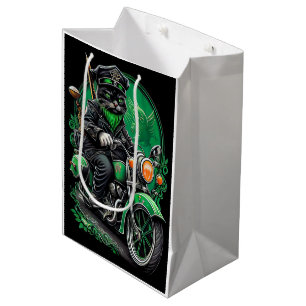 Sacola Para Presentes Média Gato Preto dirigindo bicicleta no Dia de São Patrí