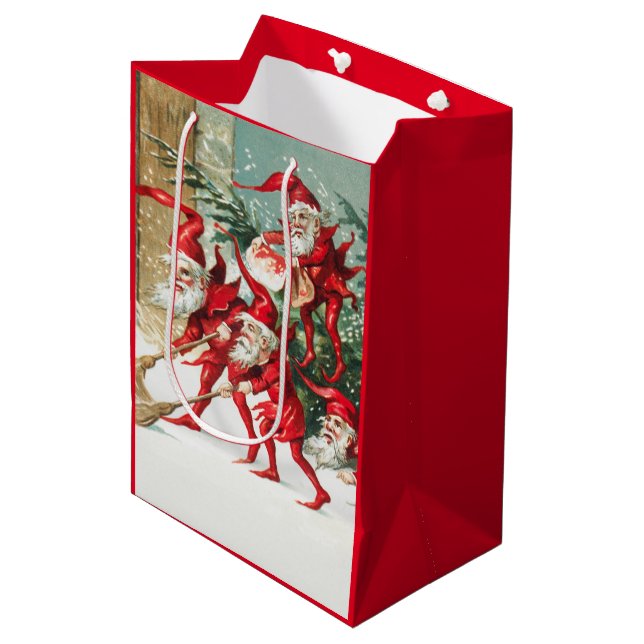 Sacola Para Presentes Média Gnomes sweeping snow with a broom (Frente inclinada)