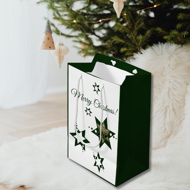Sacola Para Presentes Média Green Stars Lawn Care Service Feliz Natal (Green Stars Lawn Care Service Merry Christmas Medium Gift Bag)