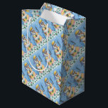 SACOLA PARA PRESENTES MÉDIA GROOVY SNOWMAN, SINAL DE PAZ CHRISTMAS GIFT BAG<br><div class="desc">ESSES FORAM OS DIAS DE ENERGIA FLUVIAL,  TIE DYED ESTAVA DENTRO E O SINAL DE PAZ. ADICIONE UM POUCO DE AMOR AO SEU PRESENTE. SINAL DE PAZ DO GROOVY SNOWMAN DÁ SACO. Procure Por Quebra Correspondente,  Papel Tecido,  Fita,  Etiquetas De Presente E Muito Mais. Susan Brack Design</div>