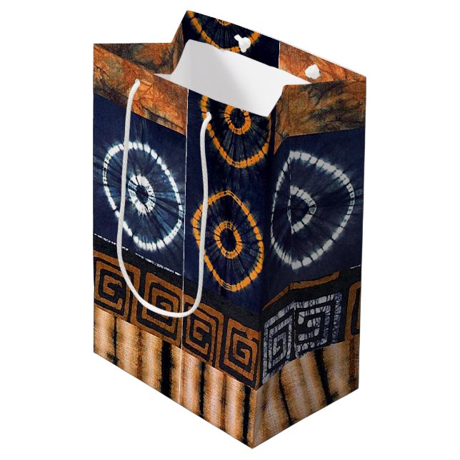 Sacola Para Presentes Média Happy Kwanzaa (Frente inclinada)