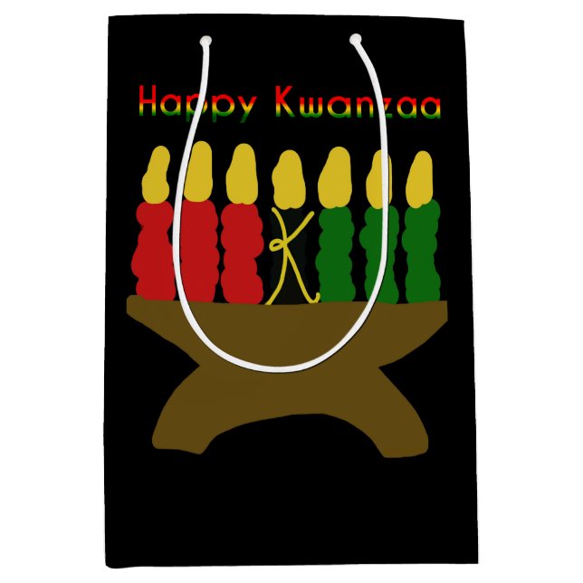 Sacola Para Presentes Média Happy Kwanzaa Kinara (Frente)